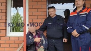 72-летний грибник спасён в лесу Подмосковья после четырех часов поисков