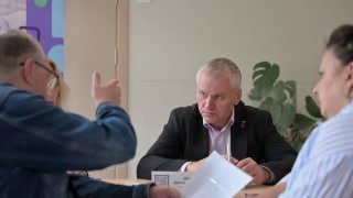 Выездная администрация в школе: Как решаются проблемы фрязинцев