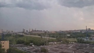 Гроза и сильный ветер ожидаются в Московском регионе