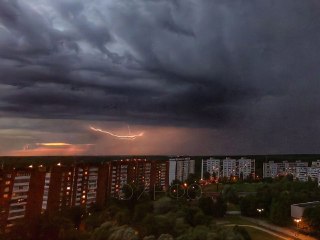 В Московской области объявлен жёлтый уровень опасности из-за грозы