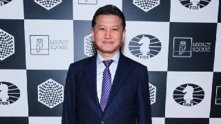 Кирсан Илюмжинов баллотируется на пост президента FIDE