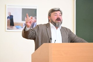 Константин Малофеев предлагает снизить стандарты качества бензина