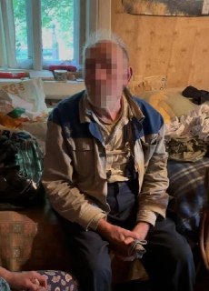 77-летний пенсионер выжил после 5 дней в лесу без связи