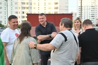 Восстановление детской площадки на бульваре 65-летия Победы