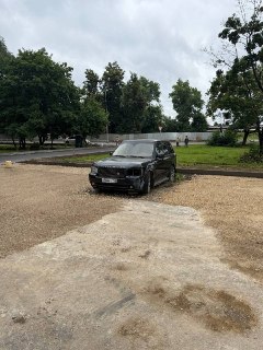 Благоустройство улицы Полубоярова: проблемы с автомобилем