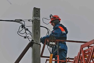 Отключение Электричества В Луховицах: Последствия Непогоды