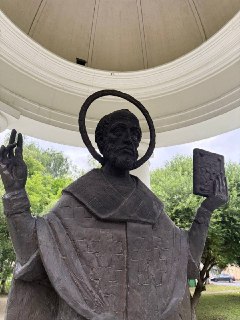 В Ивантеевке подожгли памятник Святителю Николаю