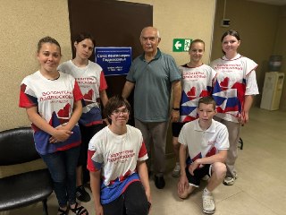 Волонтёры Помогают Фронту: Свечи для Бойцов