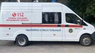 Спасатели Жуковского вытащили ребенка с площадки и открыли двери