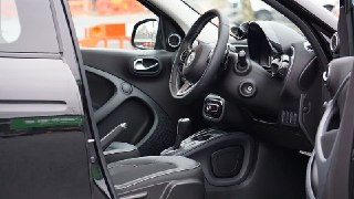 Мошенница из Подмосковья похитила иномарки на 39 млн рублей