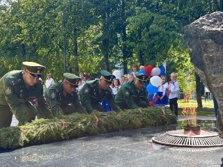Сквер Победы в Москве: Открытие после реконструкции в День Защитников Неба