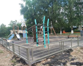 Житель Кунисниково благодарит за новую детскую площадку