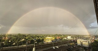 Яркая радуга после дождя: делитесь своими фото!