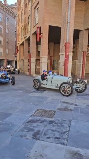 Праздник Bugatti в Мольсхайме: Ретро-автомобили в Эльзасе