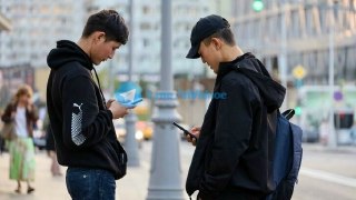 Мигранты в России теперь обязаны иметь мобильный телефон