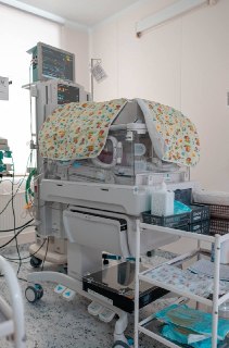 Подмосковье получило более 220 единиц оборудования для неонатологии